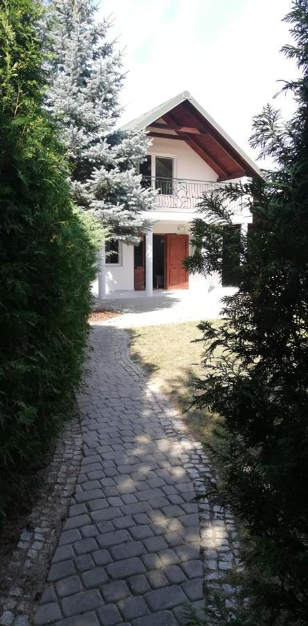 Chmiel Ii Nad Jeziorem Tarnobrzeskim Villa