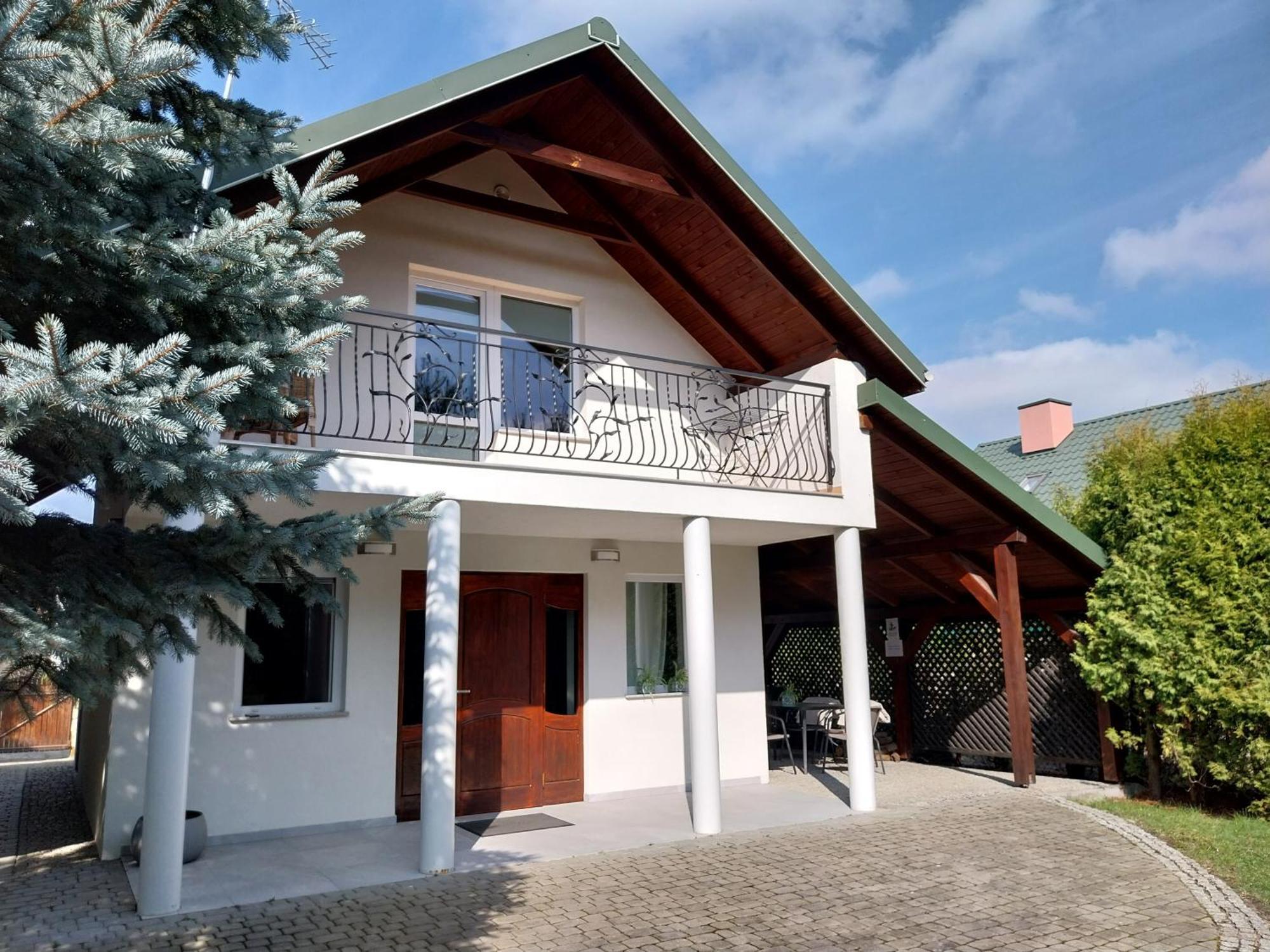 Villa Chmiel Ii Nad Jeziorem Tarnobrzeskim Chmielow